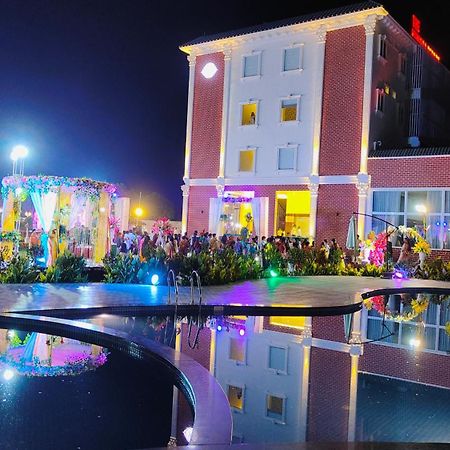 The Kamoda Resort Ambikapur Eksteriør billede